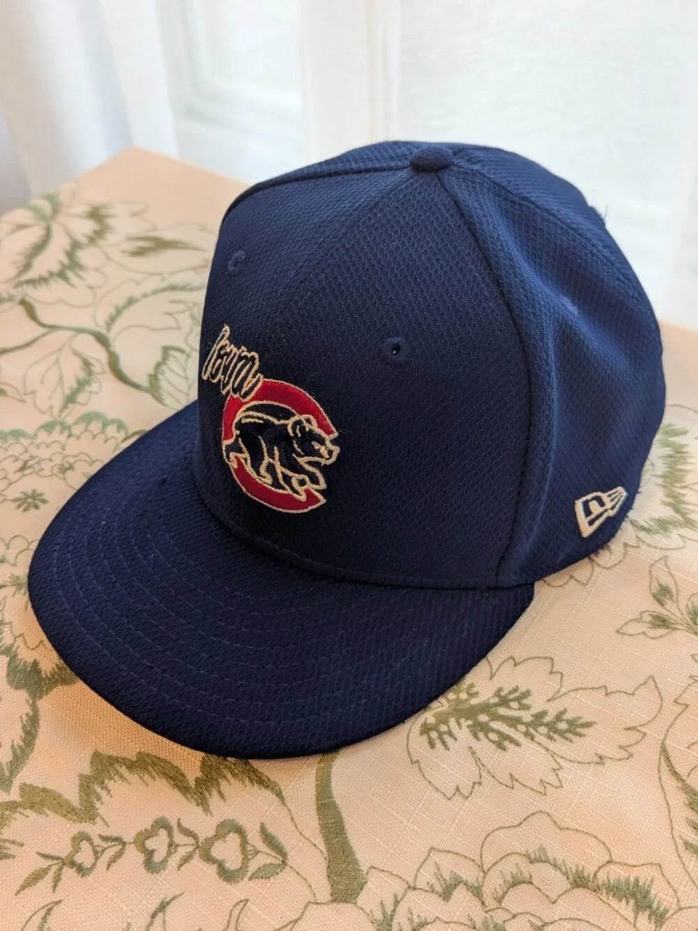 Iowa Cubs Size 7 1/4 Fitted MLB Baseball Hat